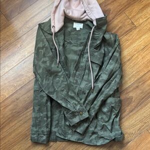 Women's Camouflage Jacket with Pink Hood